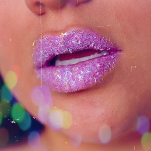 Meet your Posher, Rerebecca